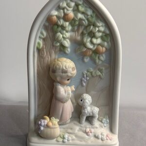 Precious Moments The Lord Is My Shepherd Chapel LE Figurine #5228/7500 w/ Box 52